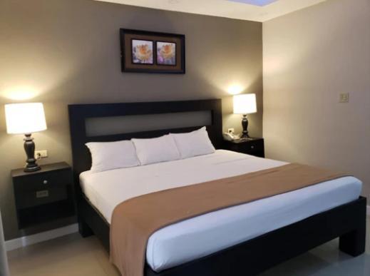Christar Villas Hotel Kingston Buitenkant foto