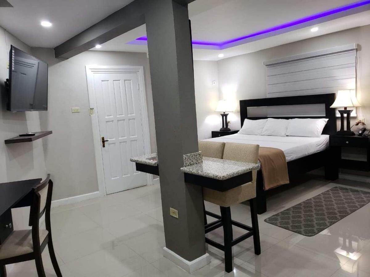Christar Villas Hotel Kingston Buitenkant foto