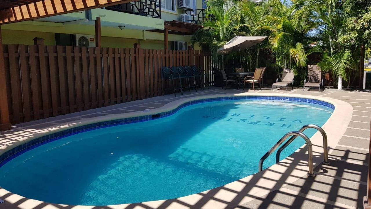 Christar Villas Hotel Kingston Buitenkant foto